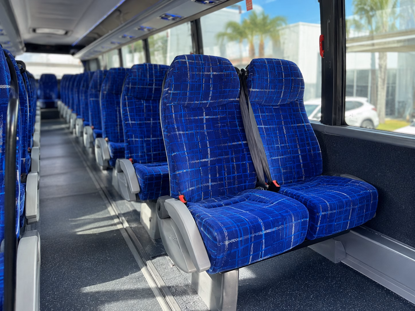 choose the right bus size for your beverly prom group
