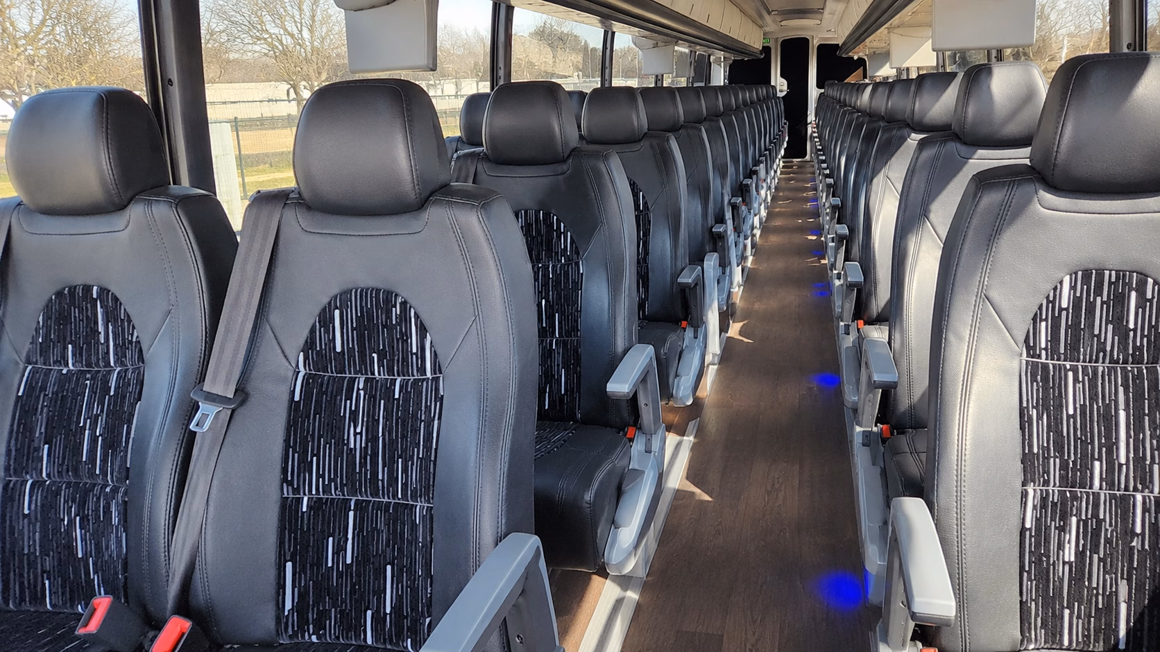 shuttle your guests between beverly hotels and your north shore venue with ease